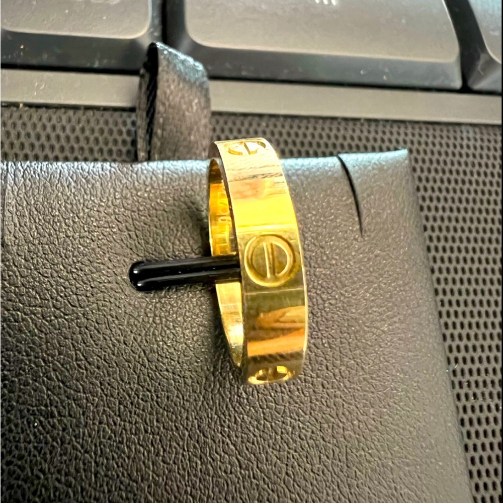 18K Dubai Gold Ring size 8